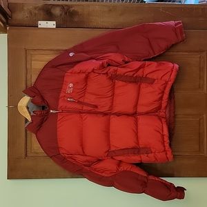 Red Mountain Hardware Puffer jacket size Large